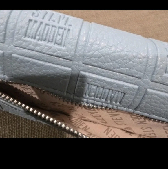 NWT Steve Madden Crossbody Bag & Wallet Set Baby Blue Embossed Logo Designer Y2K - Picture 10 of 14